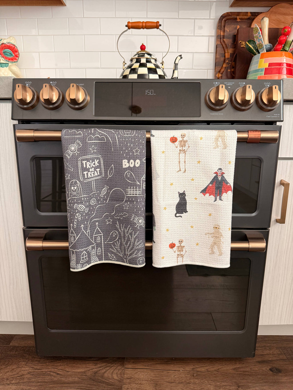 Crae Midnight Pumpkins: Reversible Hand Towel