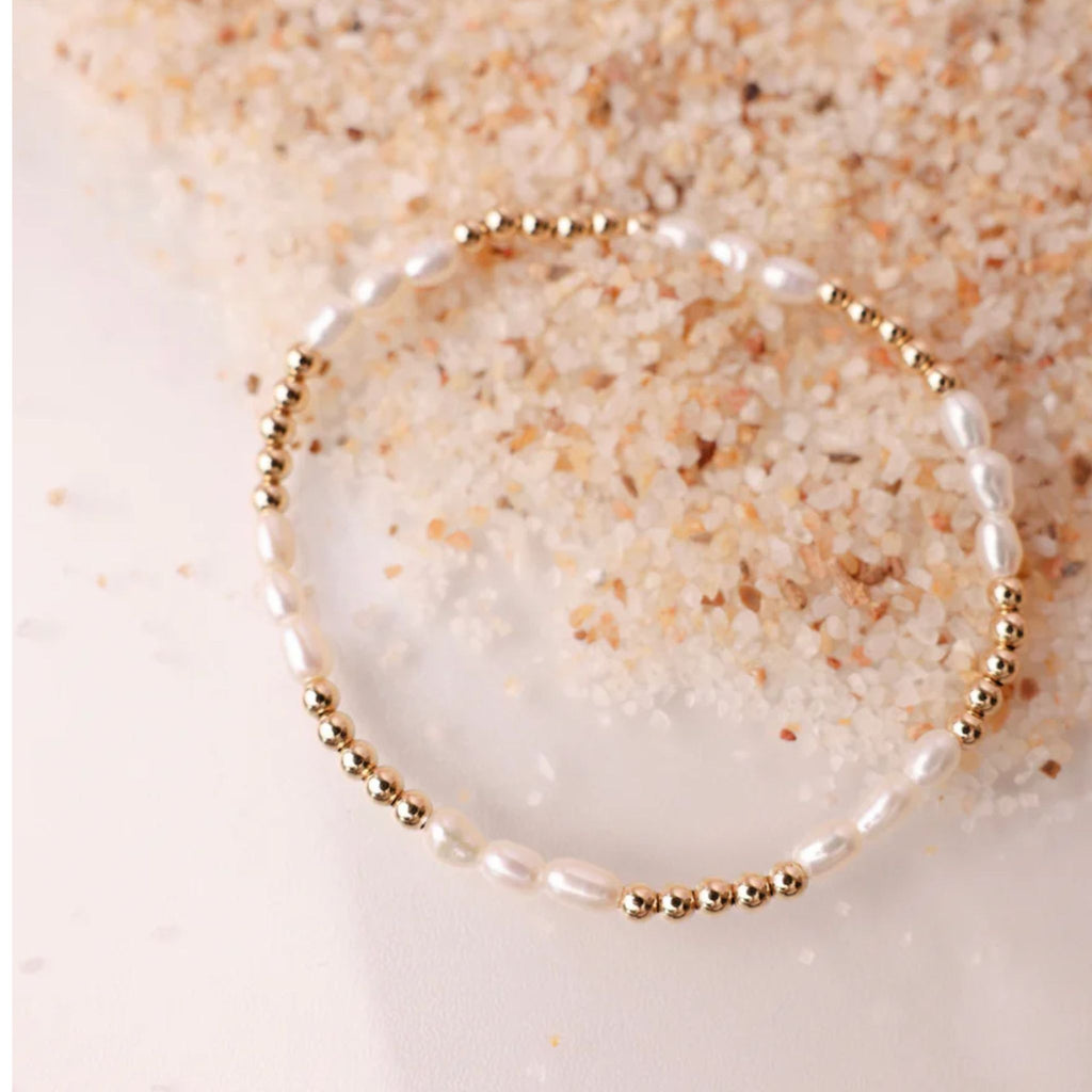 Alli Pearl Bracelet in Gold