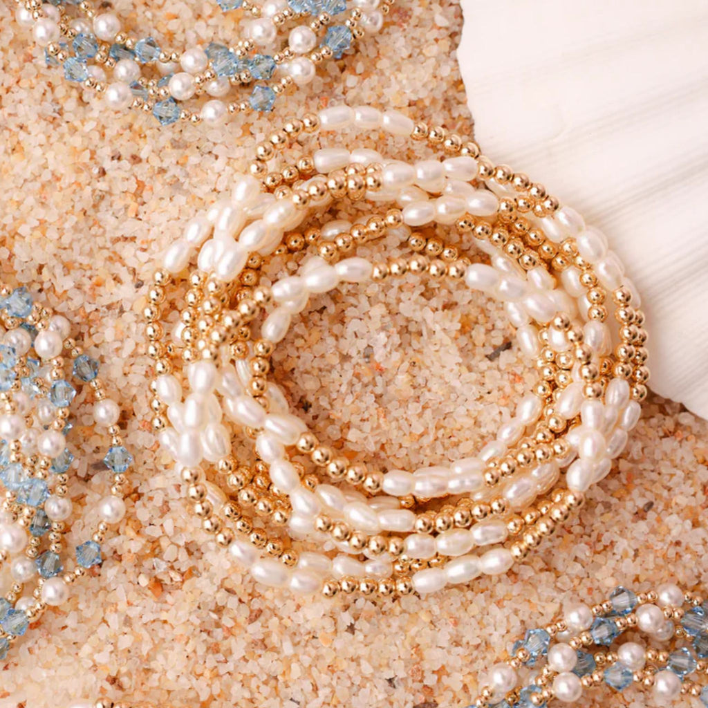 Alli Pearl Bracelet in Gold