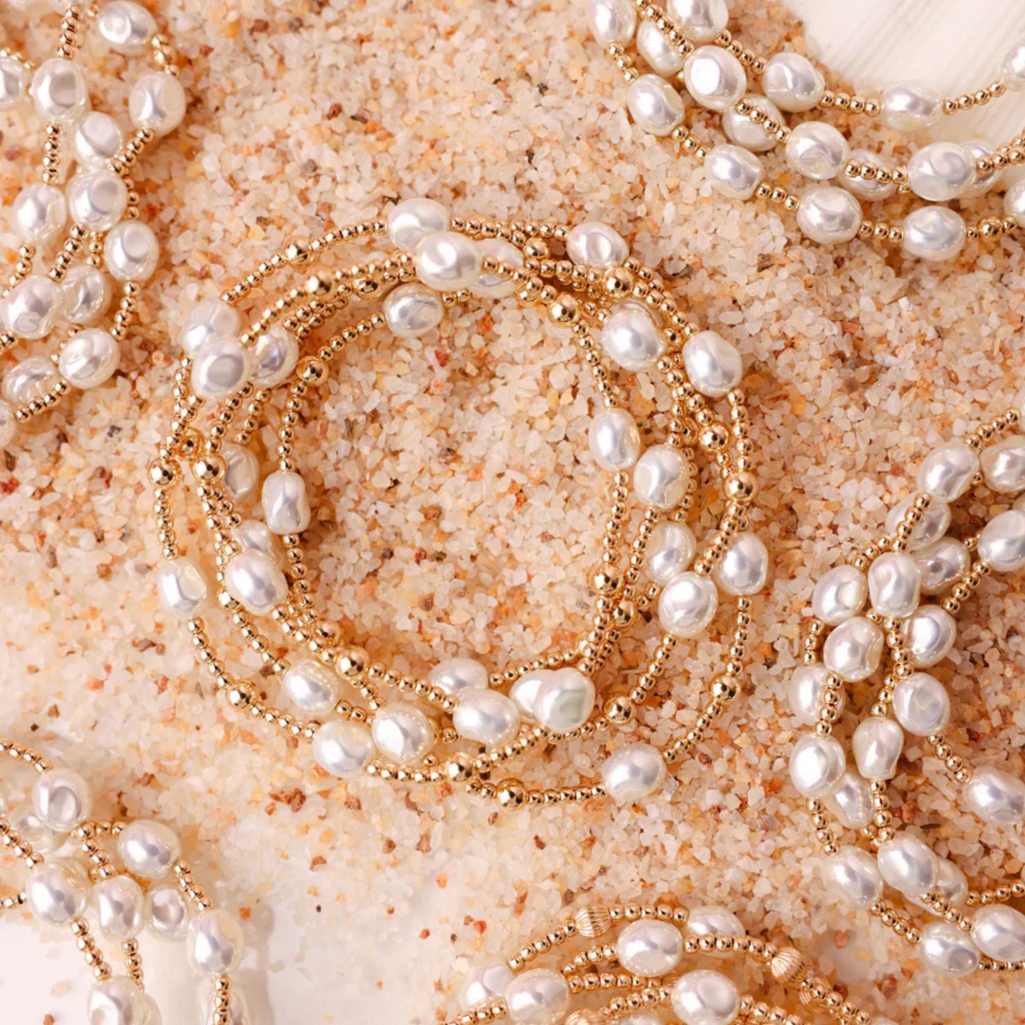 Bri Pearl Bracelet in Gold