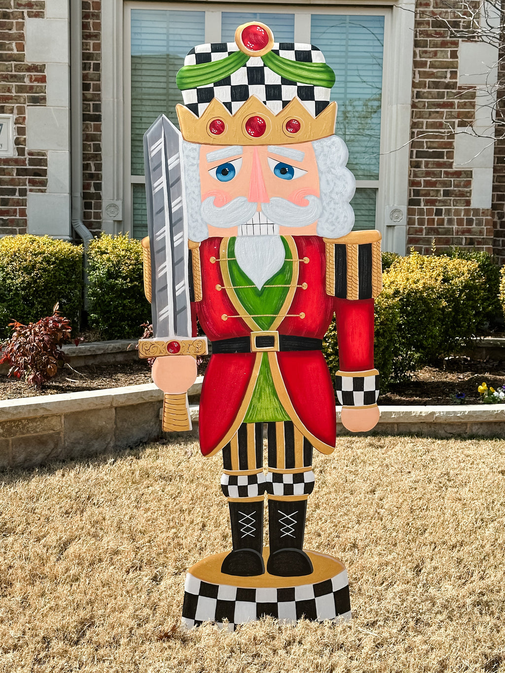 Yard Elegant Nutcracker