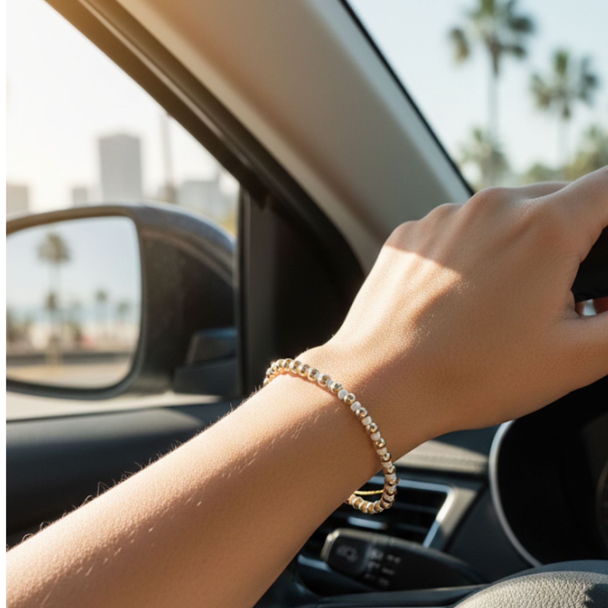 Demi Bracelet in White