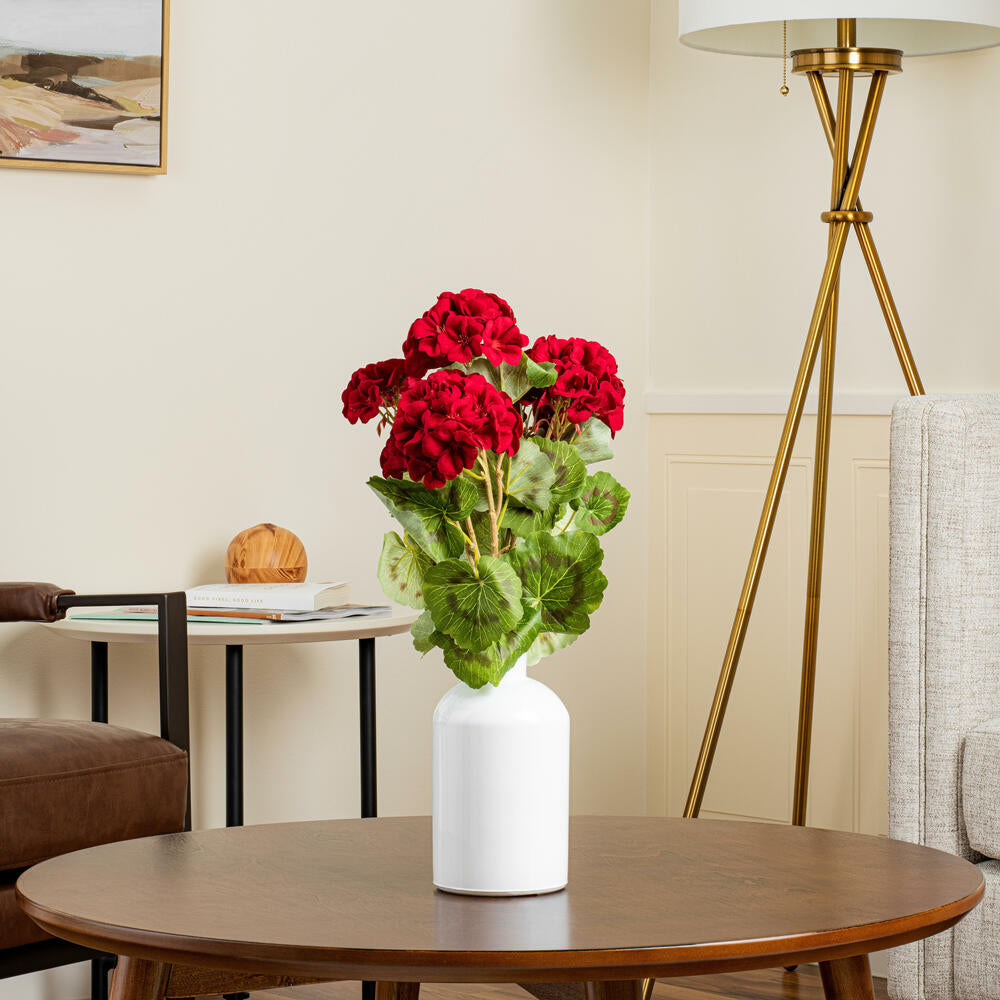 18" Red Geranium Bush