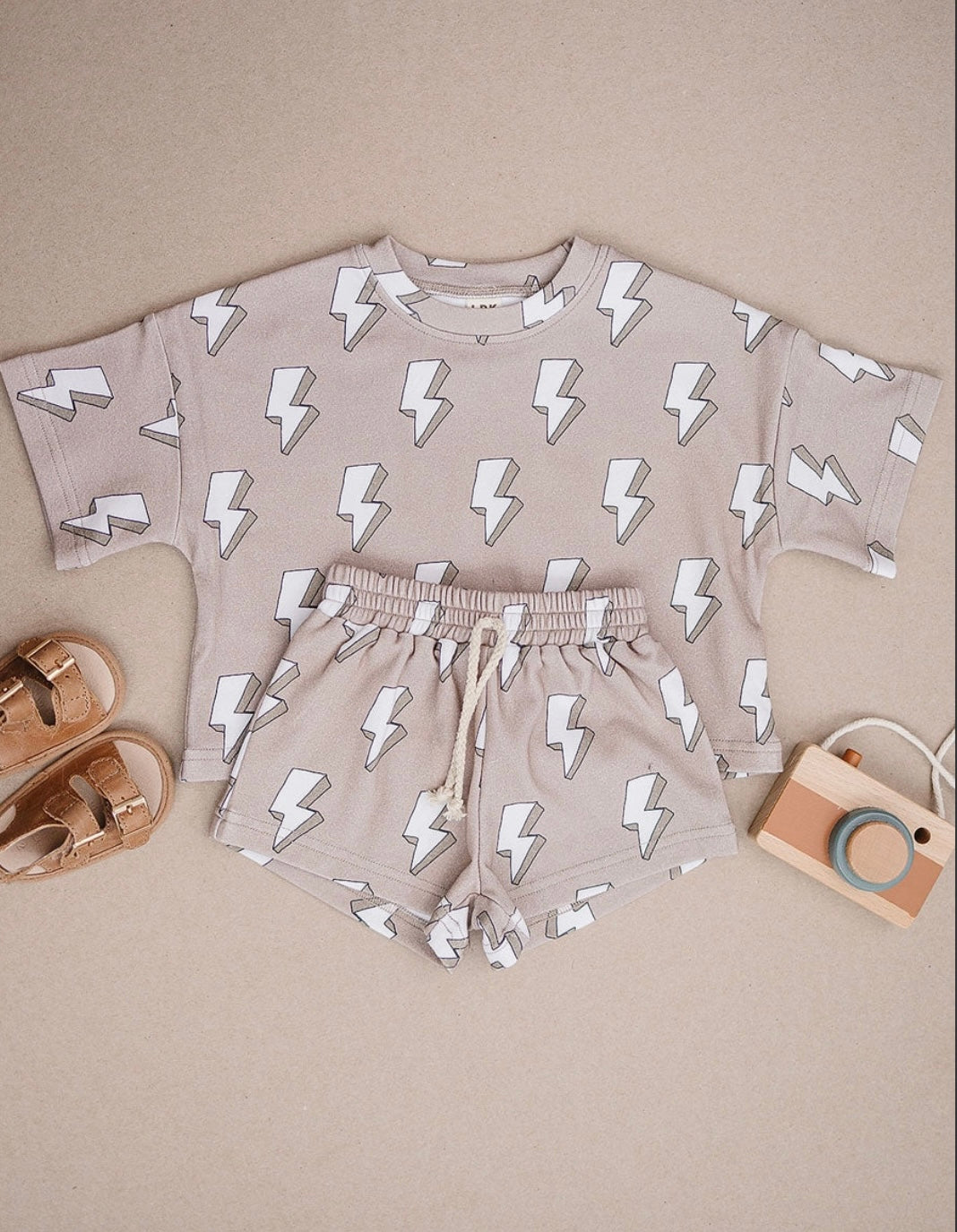 Lightening 2Pc Short Set