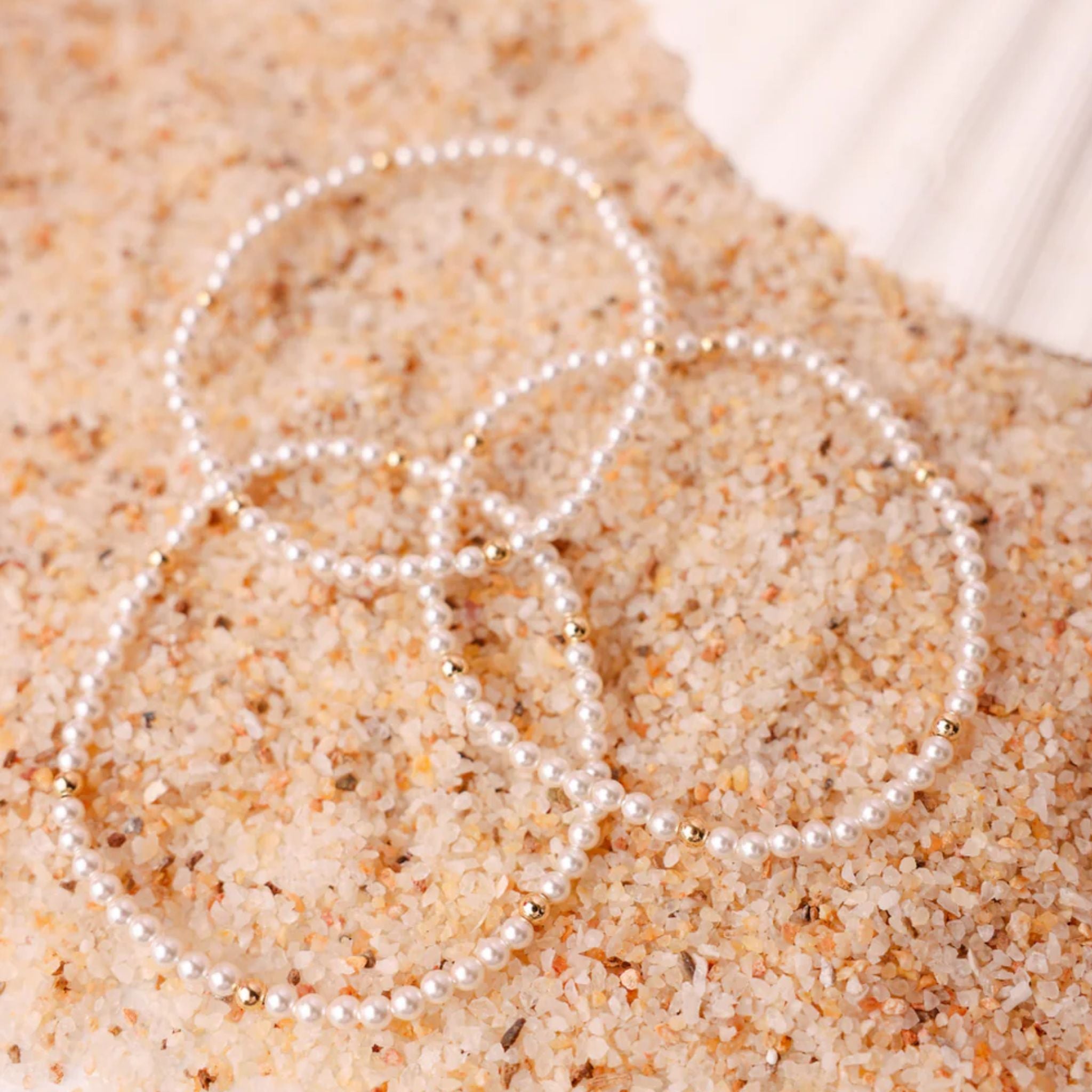 Lilly Pearl Bracelet in Gold