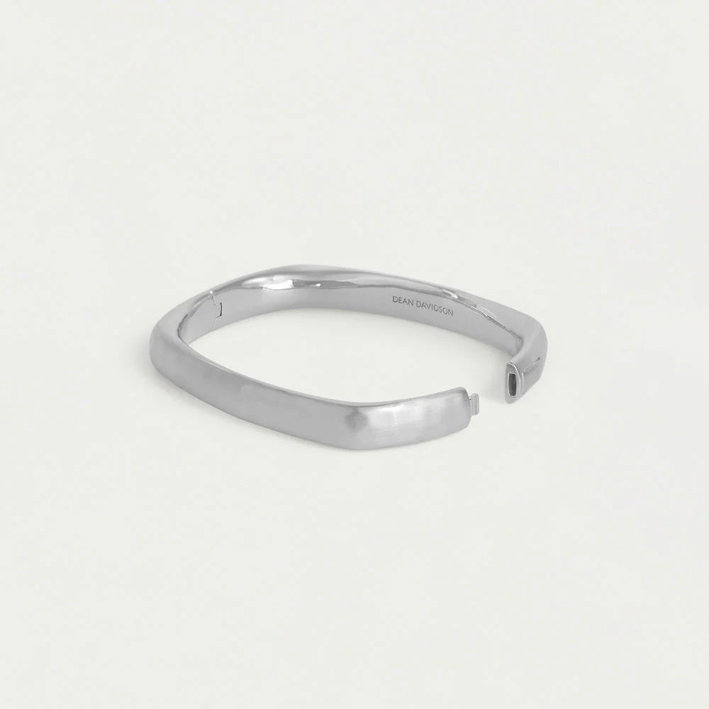 Mara Hinged Bangle