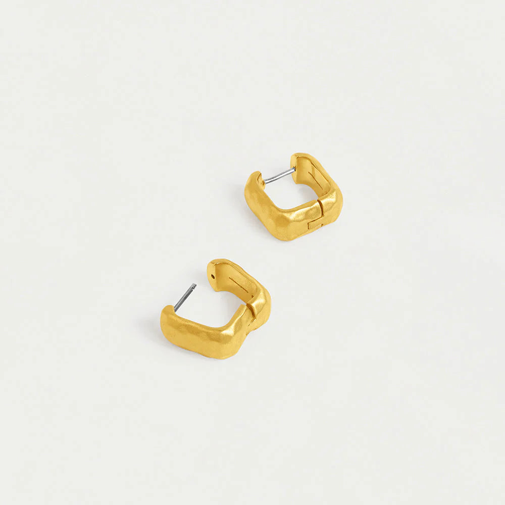 Nomad Square Huggie Hoops- Gold