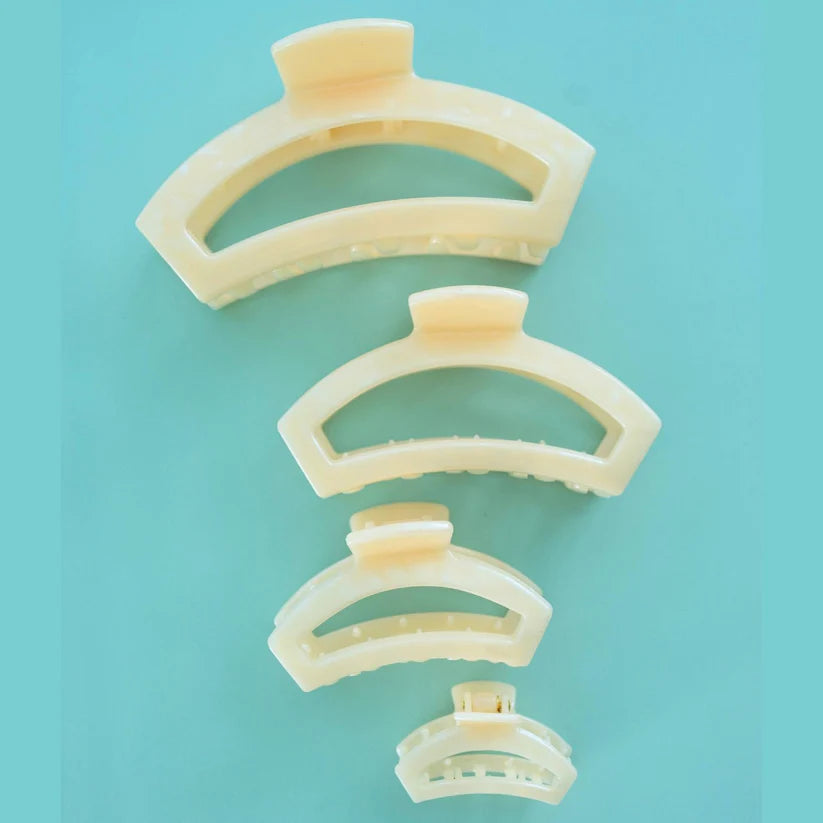 Open Soft Surf Medium Hair Clip - Medium