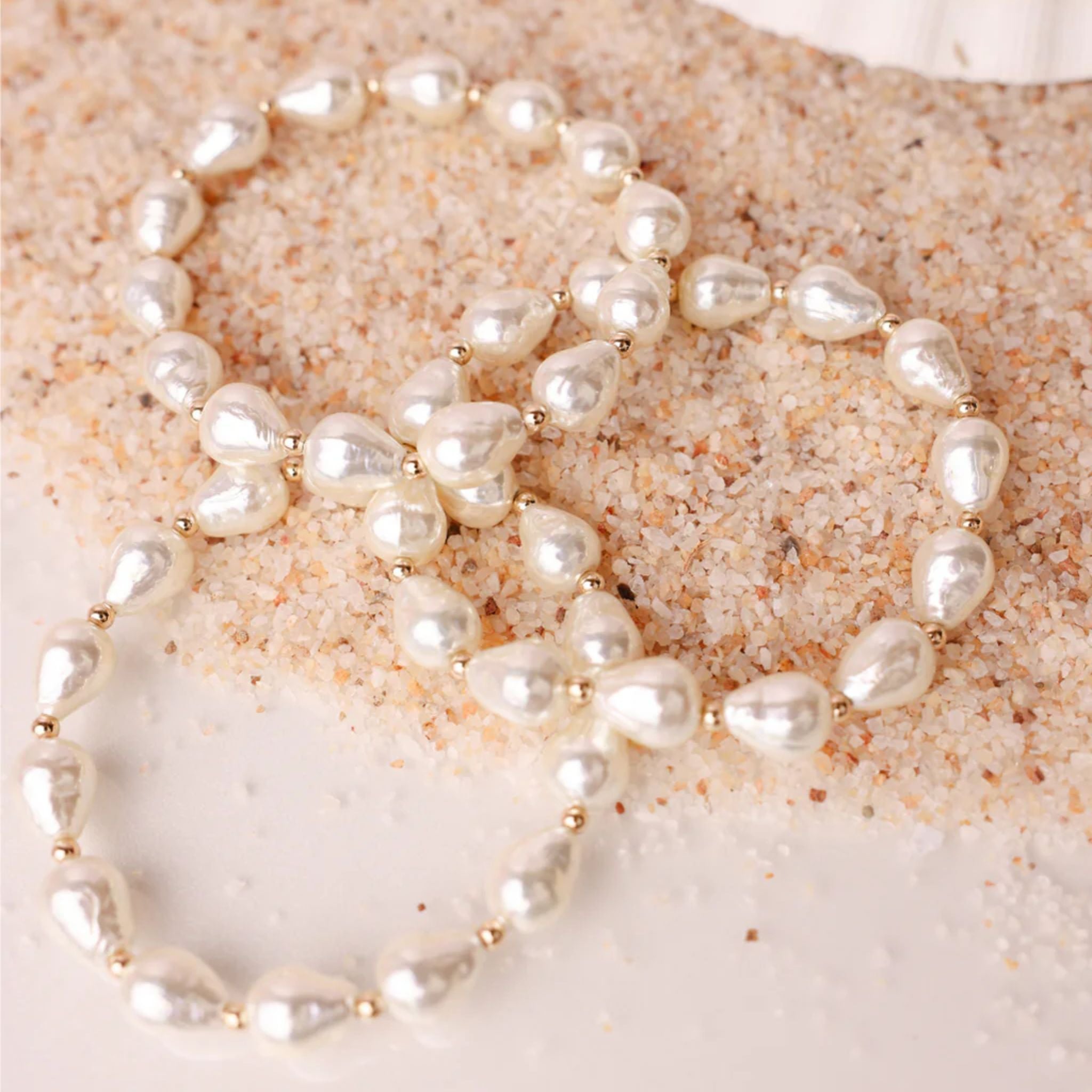 Saylor Pearl Bracelet in Gold