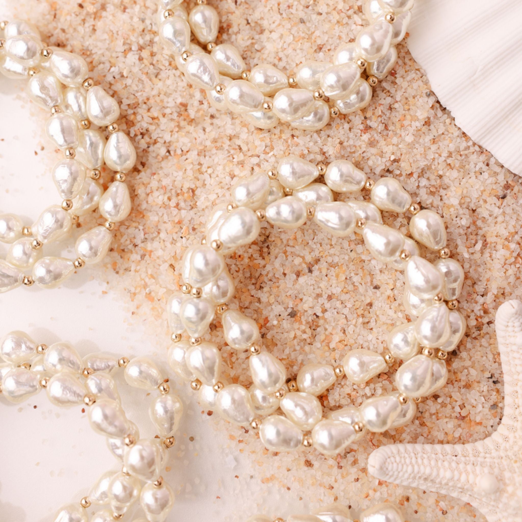 Saylor Pearl Bracelet in Gold