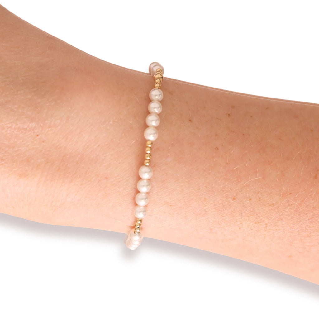 Scottie Bracelet in Gold with Pearl