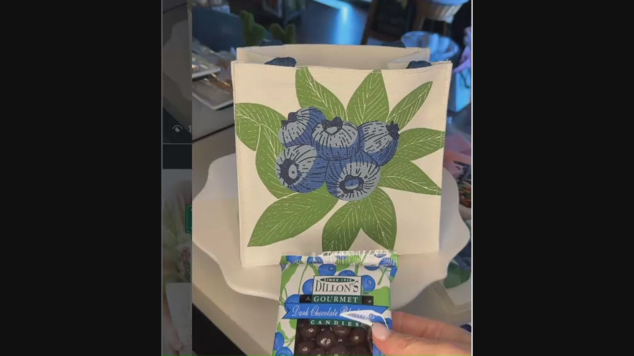 3oz Dark Chocolate Blueberries